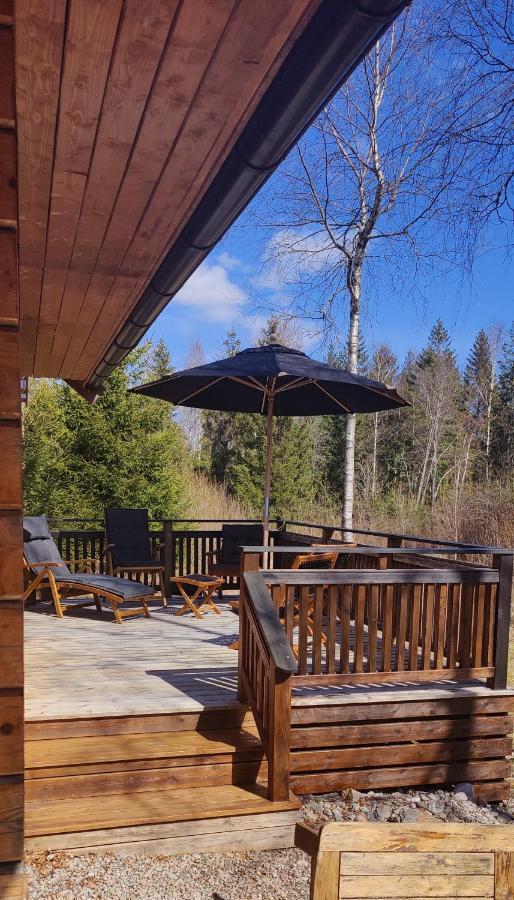 Chalet Holmen Уддевалла Экстерьер фото